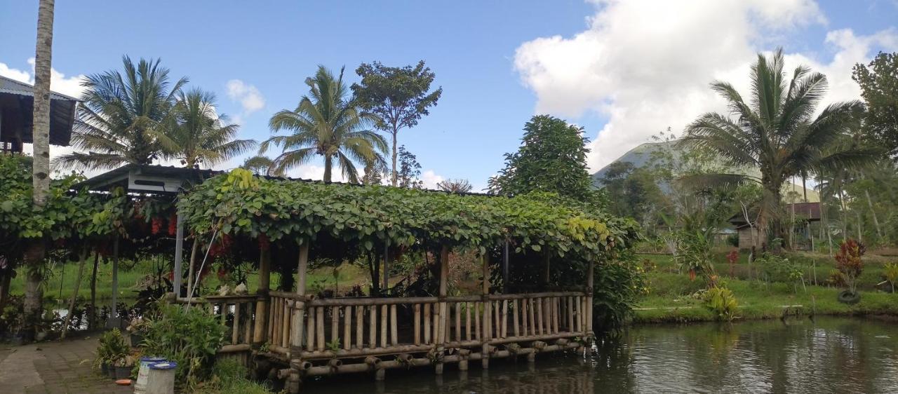 Talaga Tomohon Home Stay And Fishing Pond Eksteriør billede