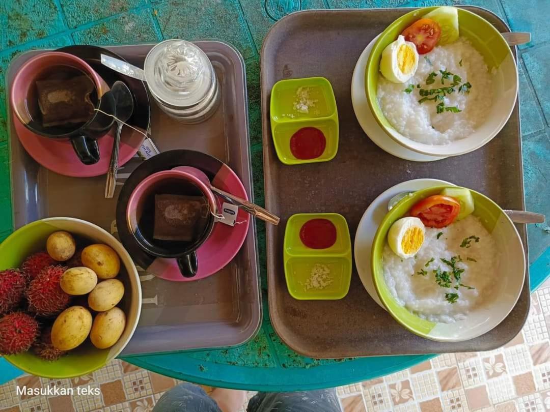 Talaga Tomohon Home Stay And Fishing Pond Eksteriør billede